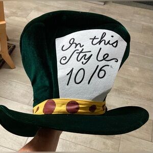 Alice in Wonderland Mad Hatter Top Hat